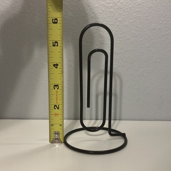 Jumbo metal paper clip holders - Picture 3 of 4